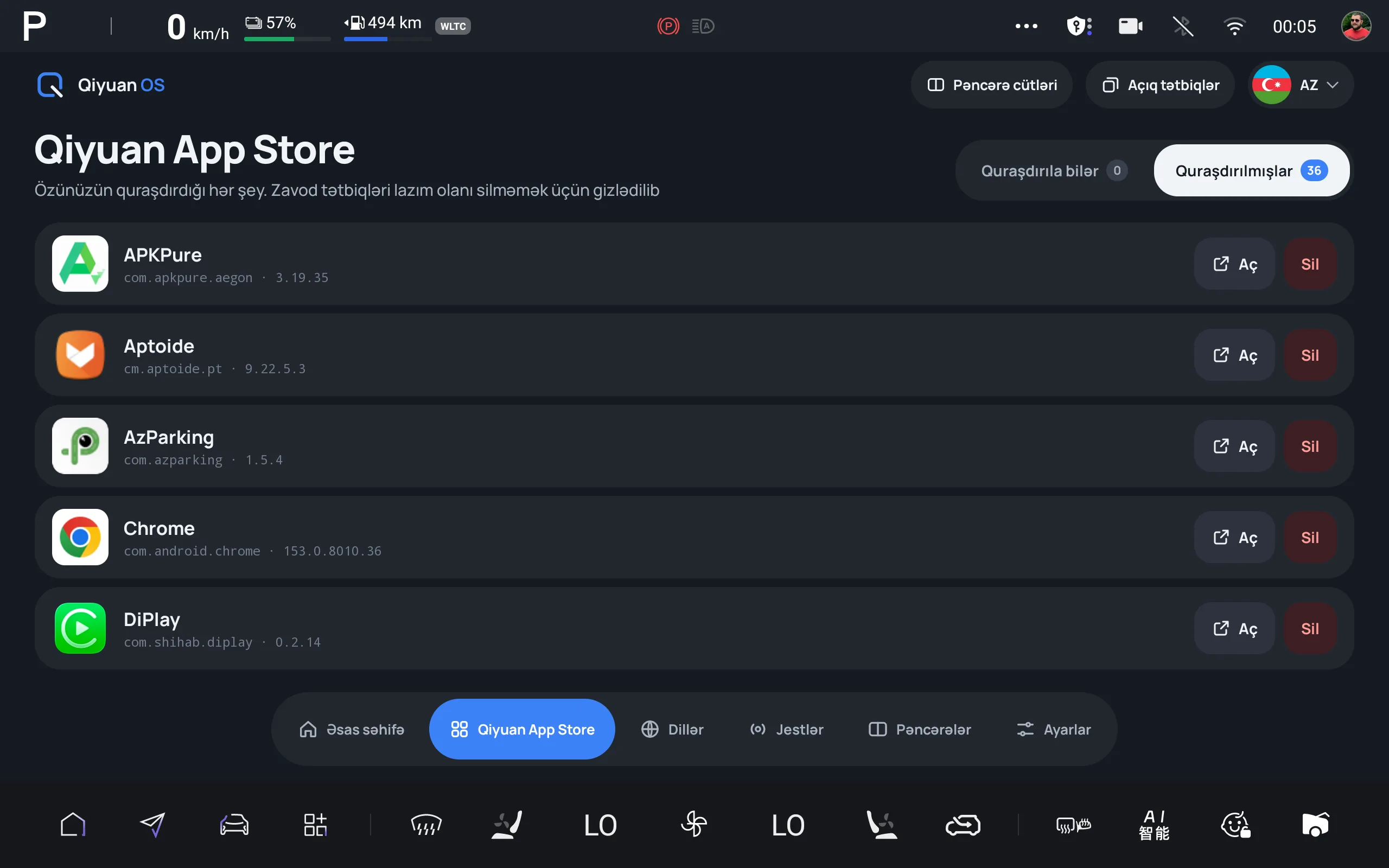 Quraşdırılmış tətbiqlərlə App Store. Quraşdırılmış tətbiqlər, versiyaları və açmaq və silmək düymələri.